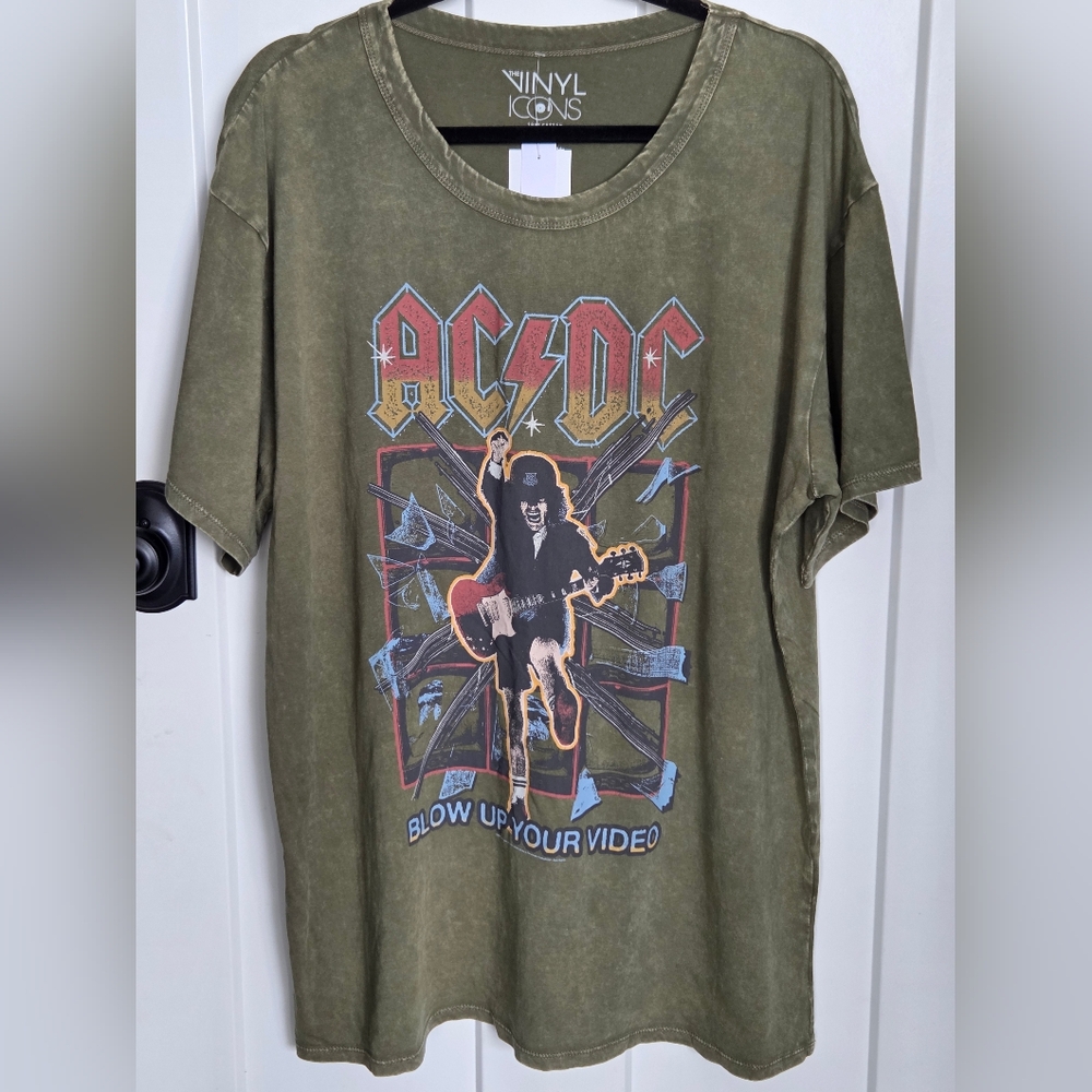 AC/DC Graphic T-Shirt in Olive Green
